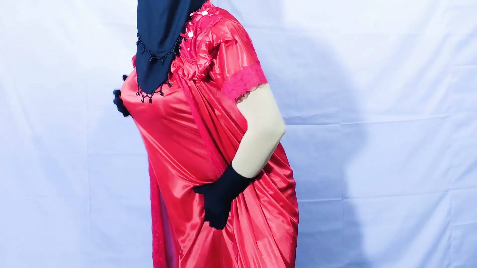 Indian hot beautiful Bhabhi dancing and having sex openly in her room