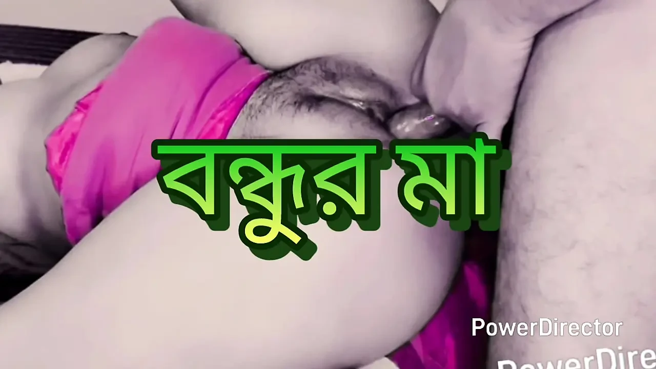 Red Saree big ass beautiful mature Kolkata boudi hard fuck with her devor in bedroom in empty House