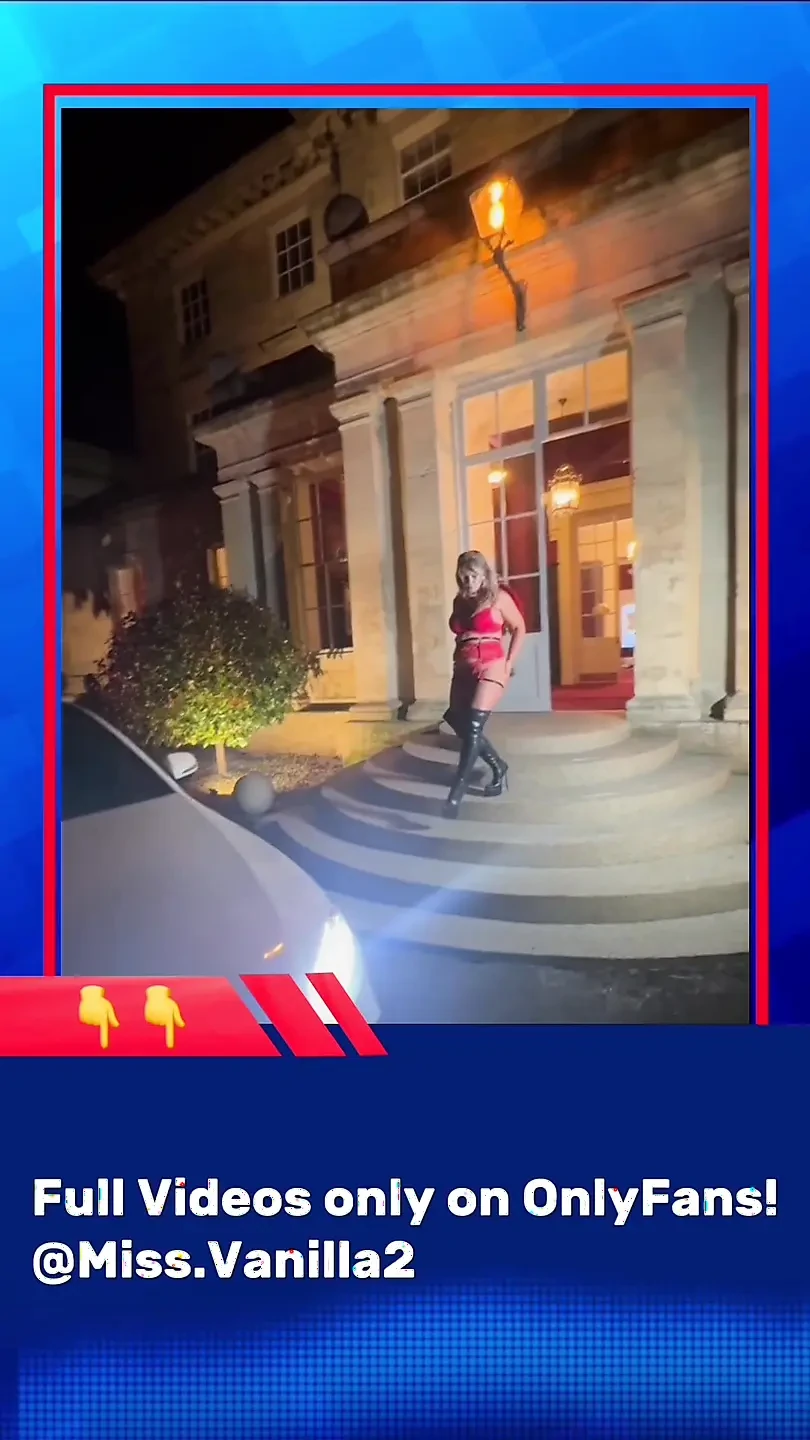 Fucking in a swingers club