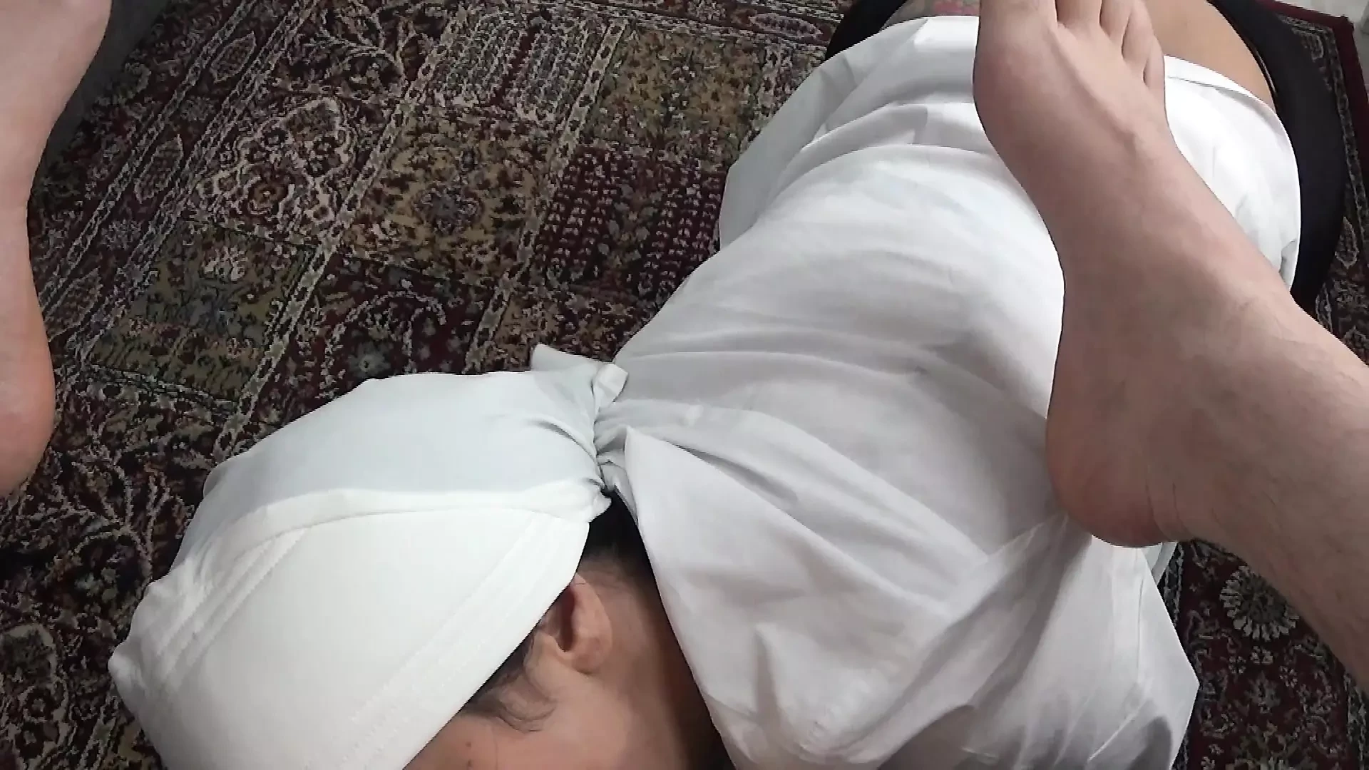 I Fucked My Horny Arab Stepmom Again While My Daddy Is at Work