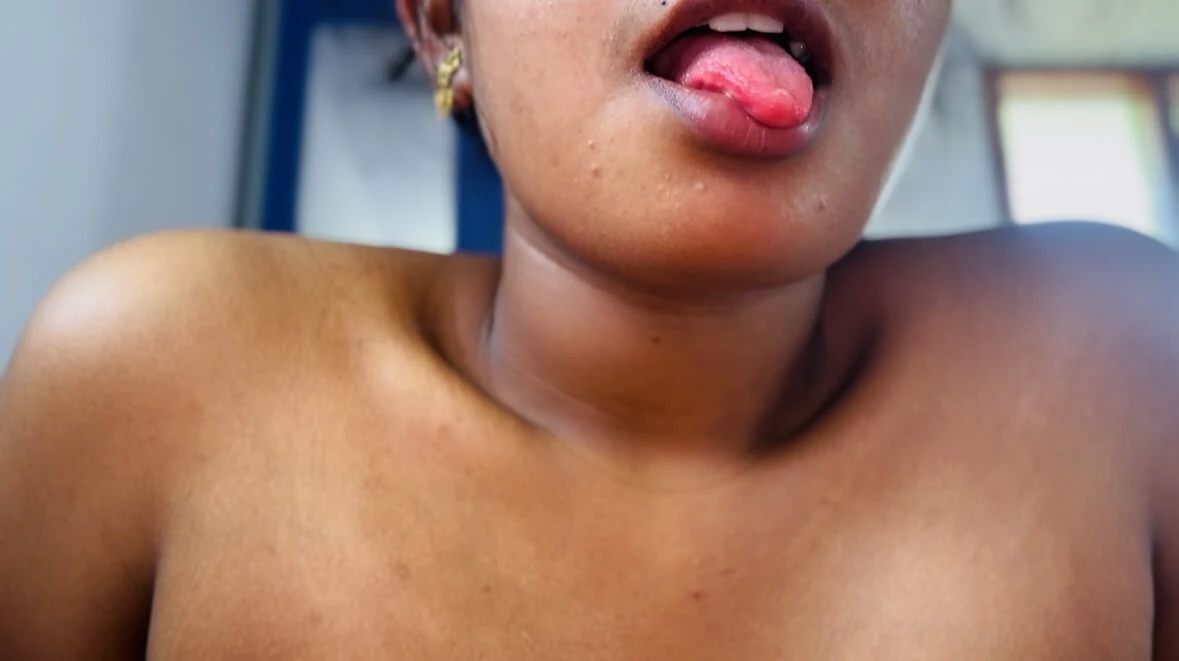 Tamil house owner aunty makes femdom with tamil boy. Armpits, ass and pussy licking video