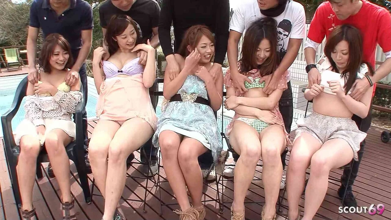 Uncensored Japanese Full JAV Orgy Group Fun with Teen Couples who swap her Boys for Blowbang in Garden