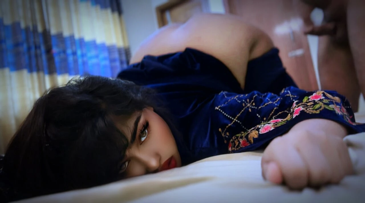 Fucking My Beautiful Ass When her Parents Go to office