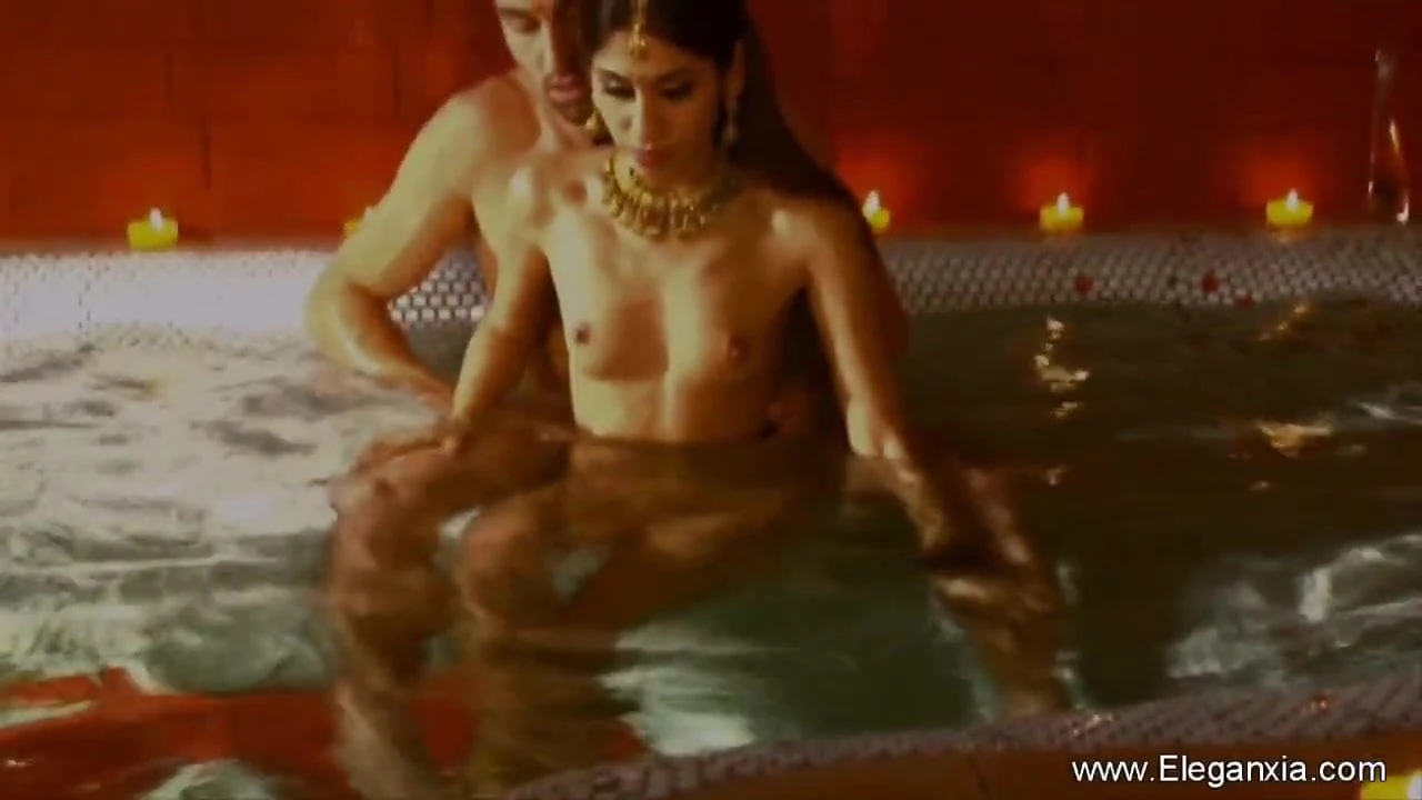 Relaxing With Her Lover’s Touch