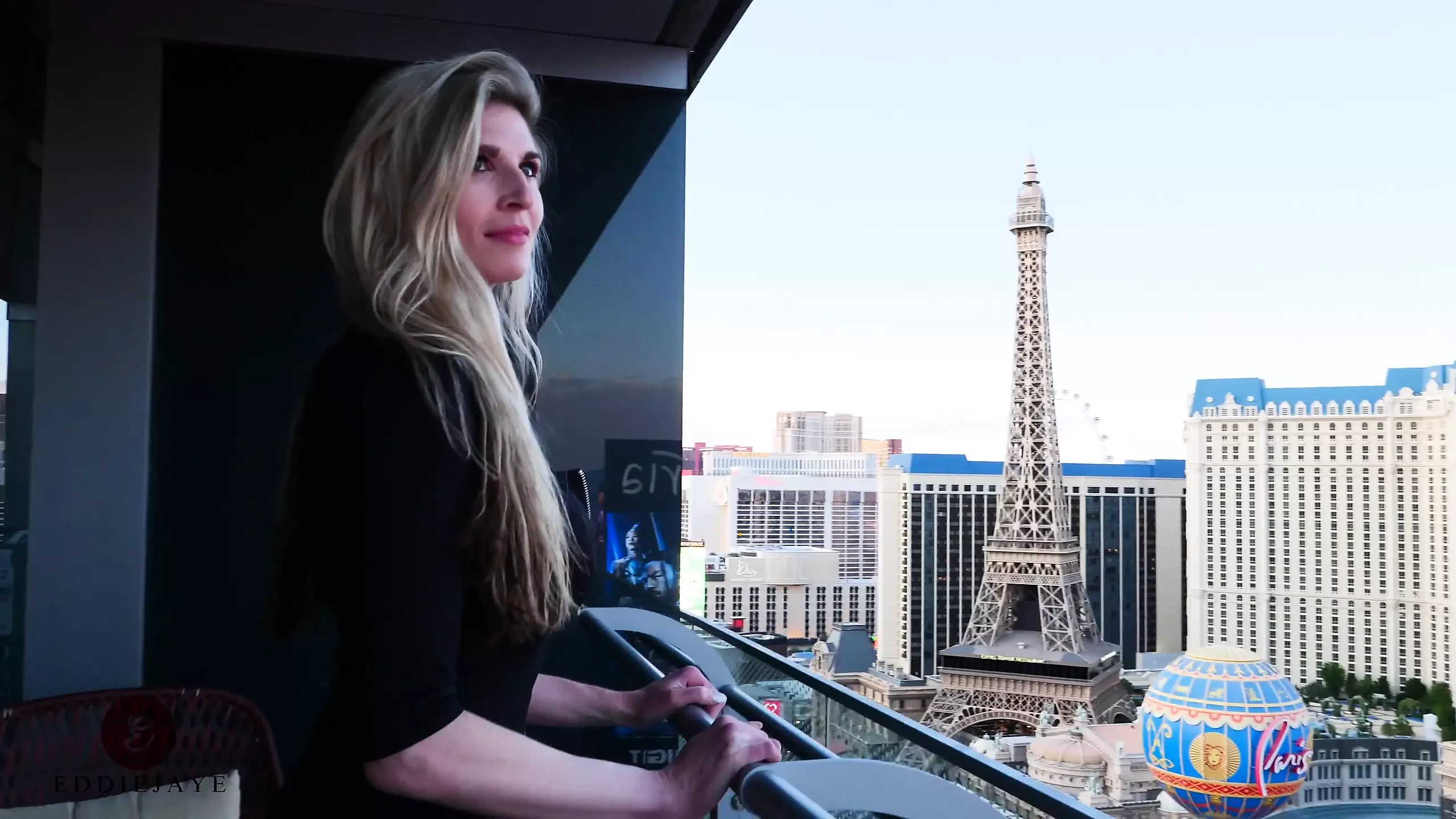 Creampied at the Cosmo