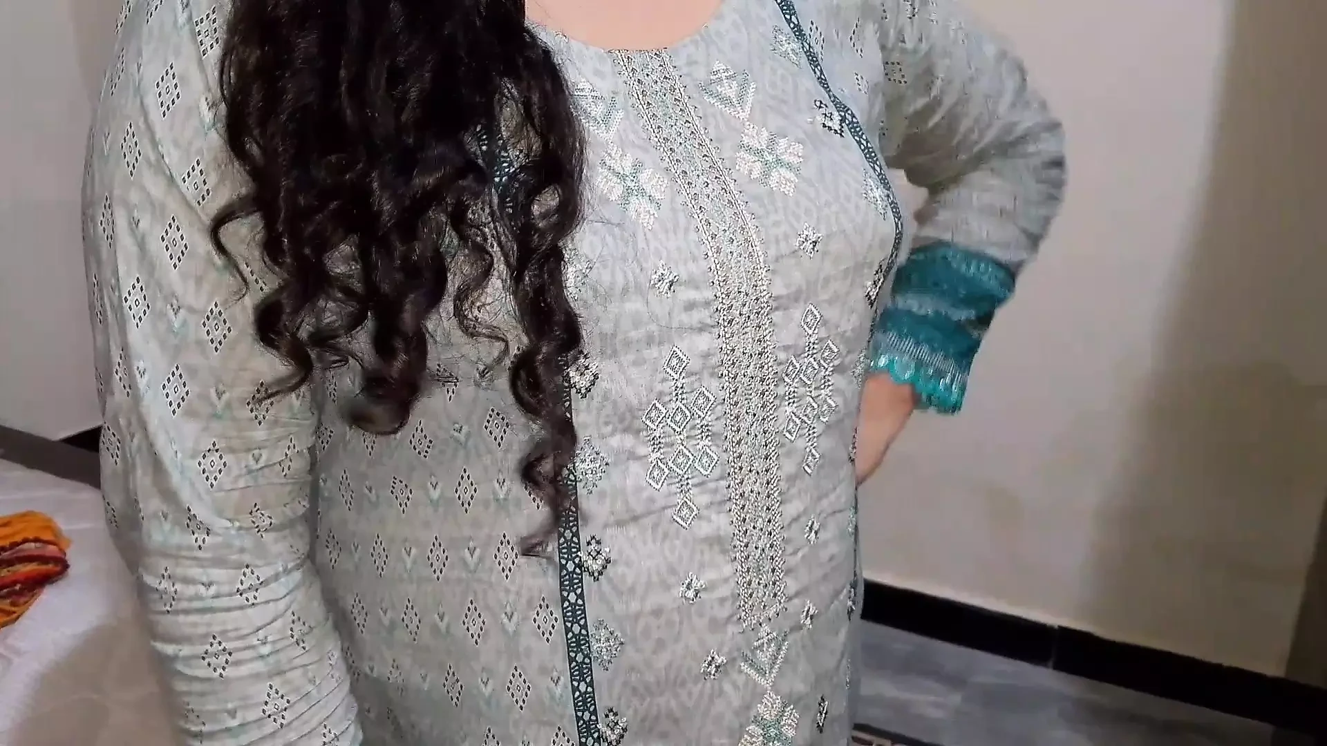 Stepmother asked her stepson how I looked