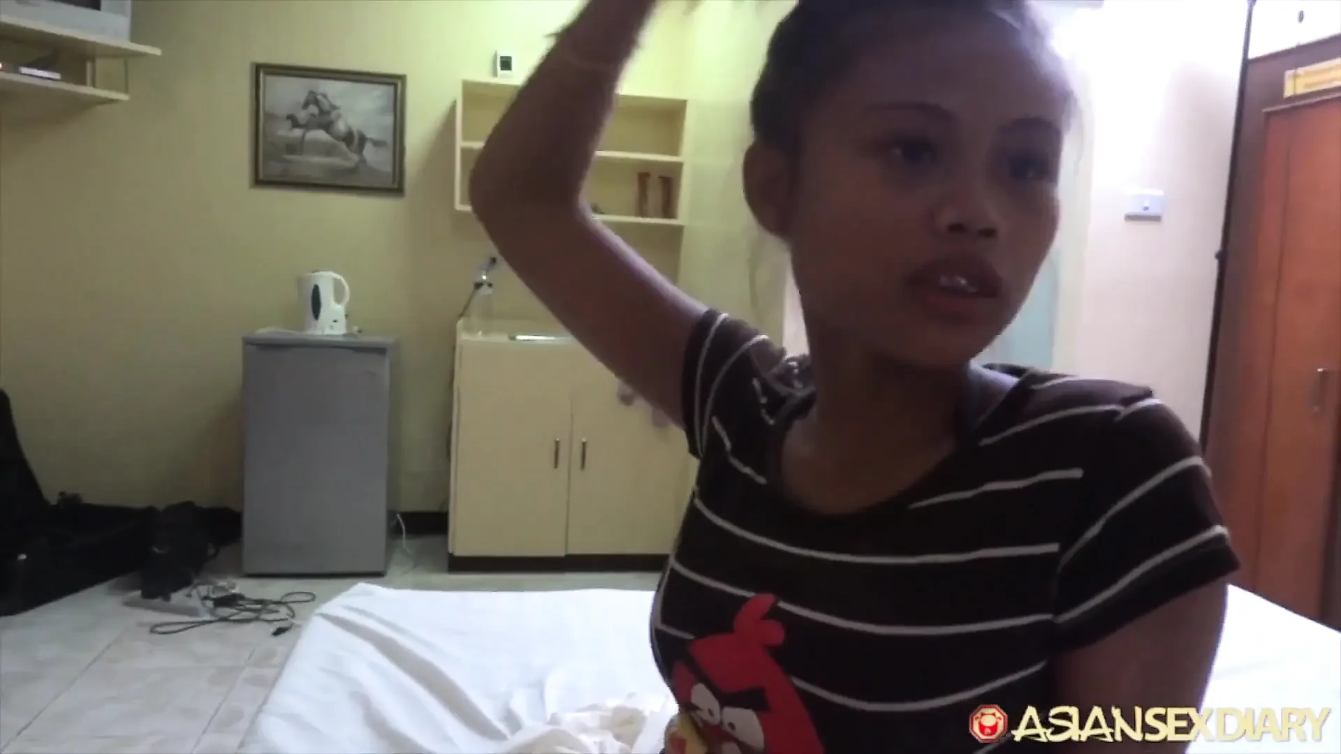 AsianSexDiary Petite Filipina stretched out by big dick in hotel room