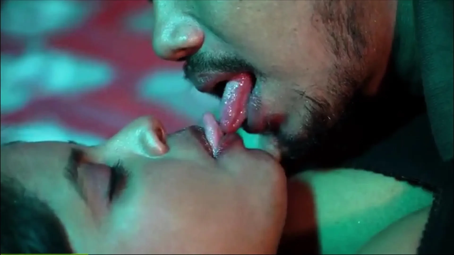 Tharki Bhabhi Ne Liya Land Ka Measure Aur Apne Gand Mein Dalwa Liya Clear Hindi Audio  With romance