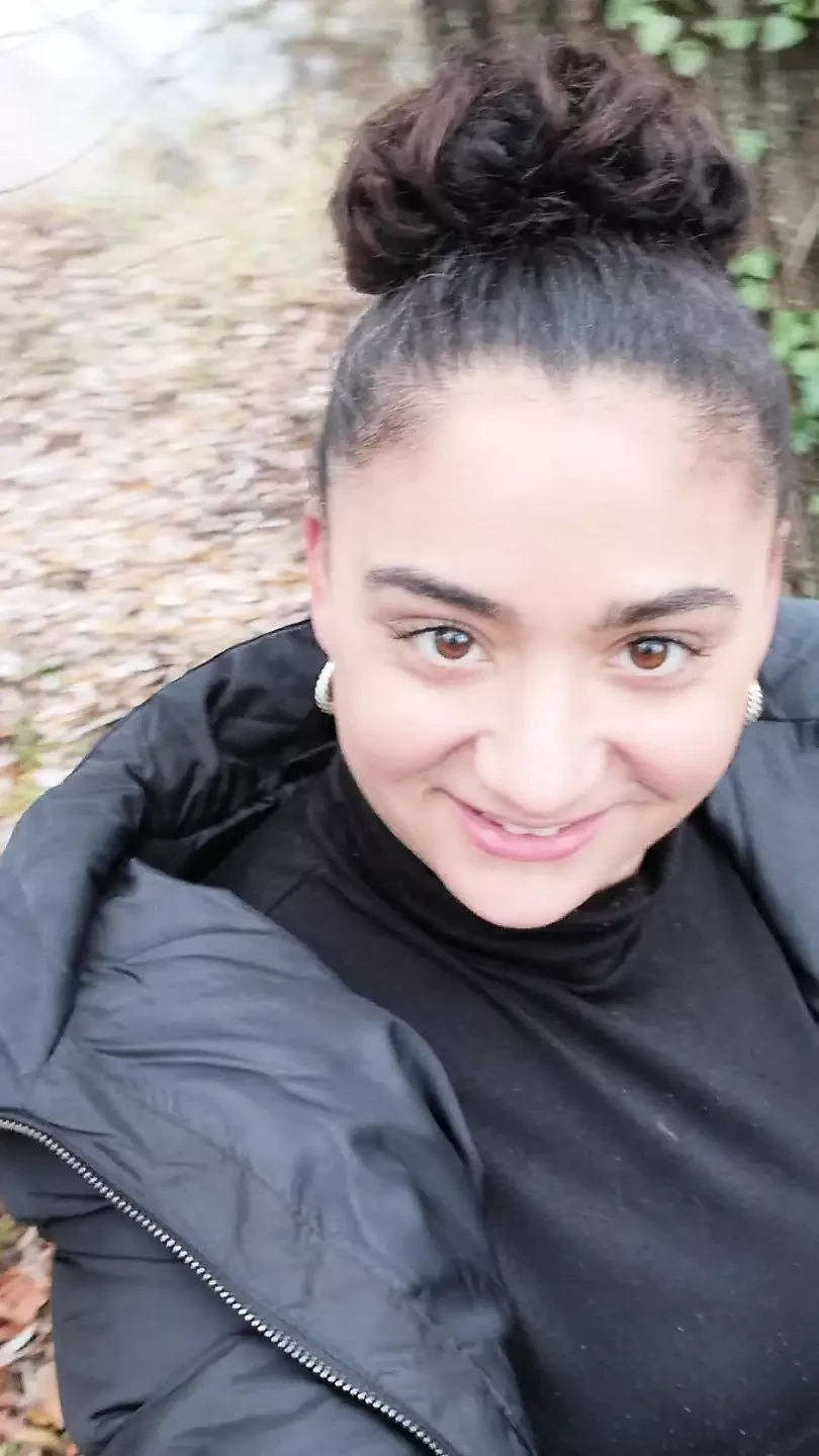 Roadside brunette will masturbate and fuck her pussy