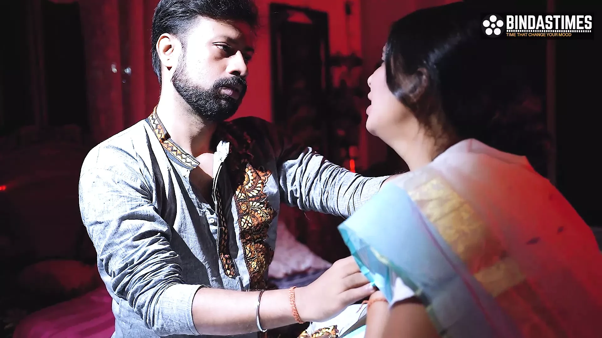 Dewar Ne Akeli Bhabhi Ka Khub Ras piya ( Hindi Audio )