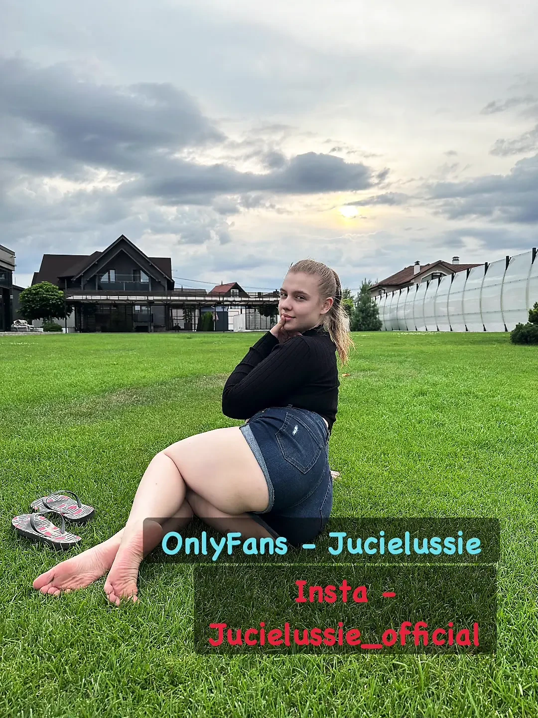 CRAZY TEEN SQUIRT COMPILATION